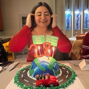 Meet your Posher, Ipek